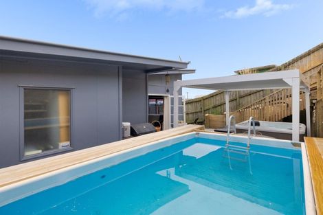 Photo of property in 16 Little Waihi Road, Maketu, 3189
