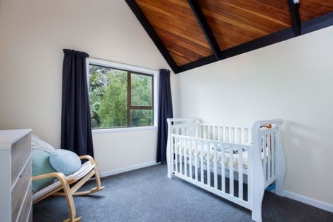 Photo of property in 10 Hood Place, Spotswood, New Plymouth, 4310