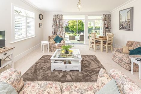 Photo of property in 105 Liverpool Street, College Estate, Whanganui, 4500