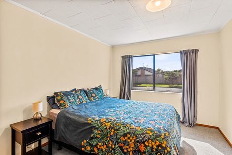 Photo of property in 72 Kapanui Road, Waikanae, 5036