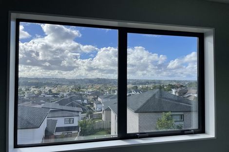 Photo of property in 4 Matuka Lane, Ranui, Auckland, 0612