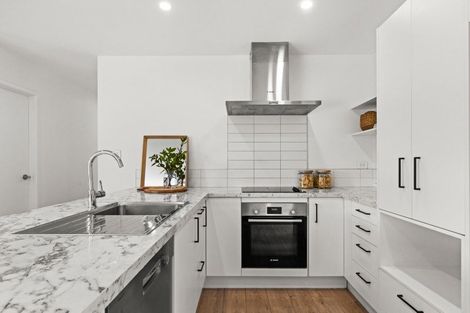 Photo of property in 14 Cape Grove, Haumoana, 4180