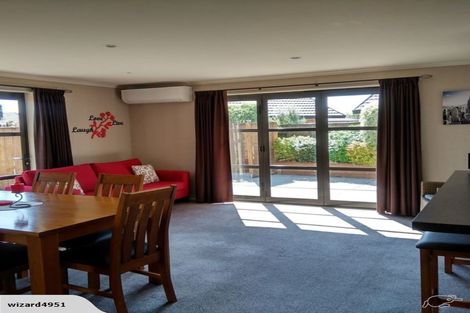 Photo of property in 11 Geneva Terrace, Kelvin Grove, Palmerston North, 4414