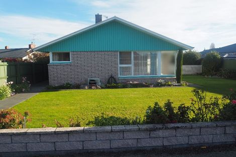 Photo of property in 22 Burnett Street, Ashburton, 7700