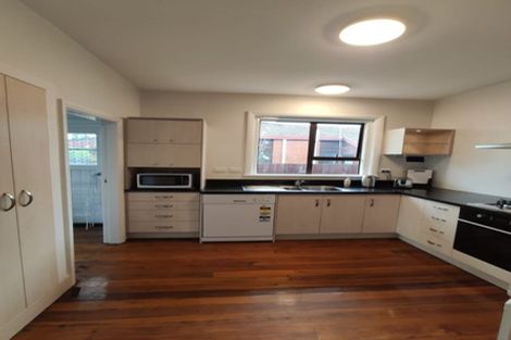 Photo of property in 15 Waimairi Road, Upper Riccarton, Christchurch, 8041