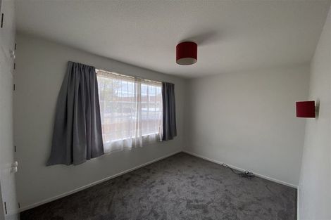 Photo of property in 1/3 James Condon Place, Redwood, Christchurch, 8051