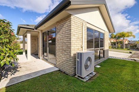 Photo of property in 16/100 Millers Road, Brookfield, Tauranga, 3110