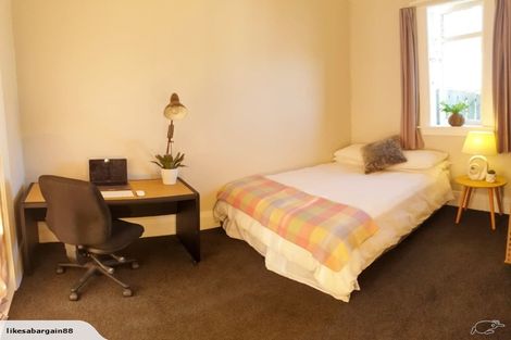 Photo of property in 25 Porter Crescent, Helensville, 0800