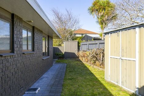 Photo of property in 7 Kathleen Place, Rainbow Point, Taupo, 3330