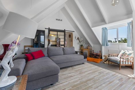 Photo of property in 14 Cumming Street, Okato, 4335