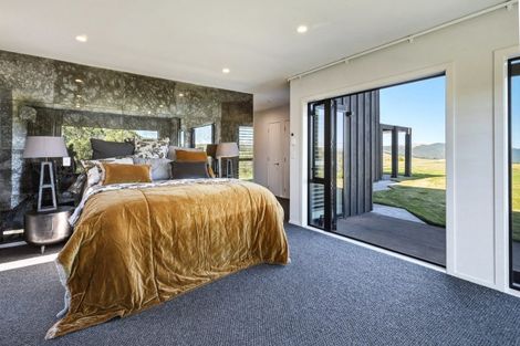 Photo of property in 122 Hitiri Road, Kinloch, Taupo, 3377