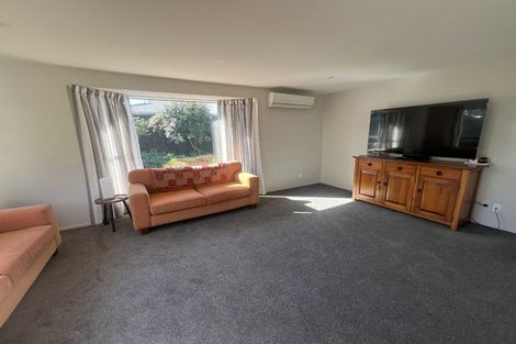 Photo of property in 1/120b Roydvale Avenue, Burnside, Christchurch, 8053