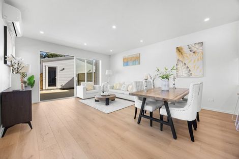 Photo of property in 111 Tributary Parade, Karaka, 2578