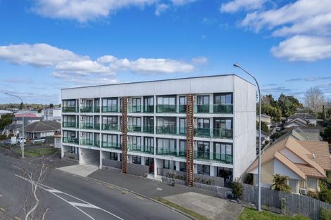 Photo of property in 8 Karaipiture Road, Karaka, 2124