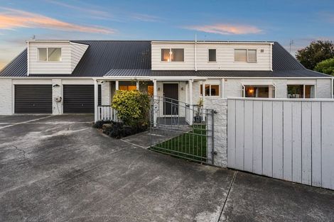 Photo of property in 14 Van Dieman Close, Templeton, Christchurch, 8042