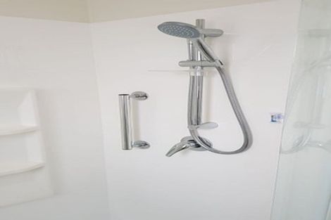 Photo of property in 38a Sunnynook Road, Sunnynook, Auckland, 0620