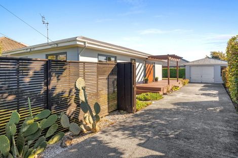 Photo of property in 16 Harris Crescent, Papanui, Christchurch, 8053