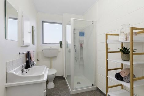 Photo of property in 6/19 Pirie Crescent, Moera, Lower Hutt, 5010