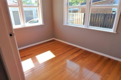 Photo of property in 9 Te Anau Place, Glenview, Hamilton, 3206