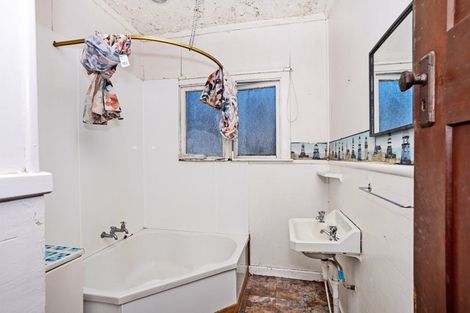 Photo of property in 40 Lowe Street, Avenal, Invercargill, 9810