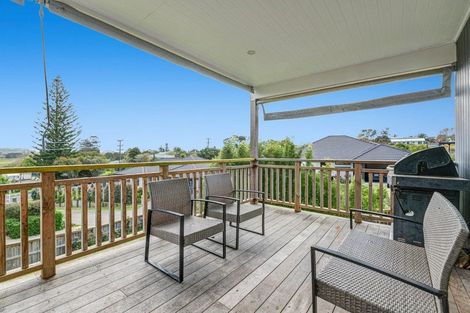 Photo of property in 4 St Julia Court, Helensville, 0800
