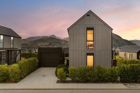 Photo of property in 6 Mckenzies Shute, Jacks Point, Queenstown, 9371