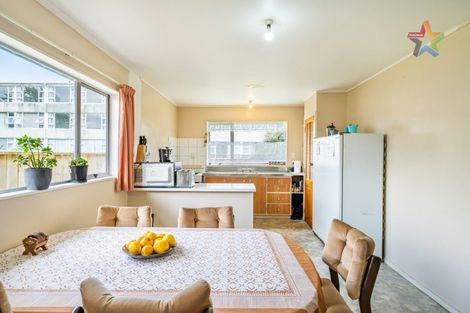 Photo of property in 1a Randwick Crescent, Moera, Lower Hutt, 5010