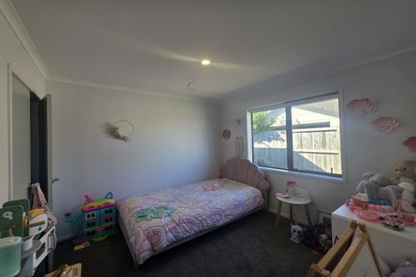 Photo of property in 28 Komata Crescent, Papamoa Beach, Papamoa, 3118