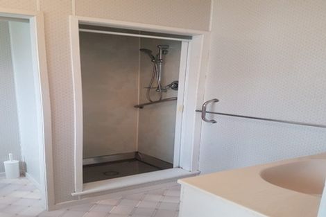 Photo of property in 2/214 Coronation Avenue, Welbourn, New Plymouth, 4310