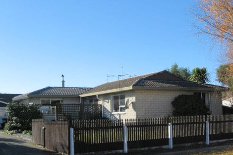 Photo of property in 10 Shenley Drive, Belfast, Christchurch, 8051