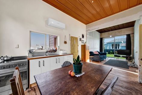 Photo of property in 78 Union Street, Hawera, 4610