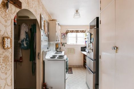 Photo of property in 11 May Street, Mount Maunganui, 3116