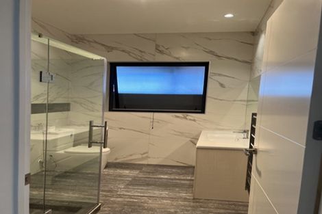 Photo of property in 12 Te Awa Place, Red Beach, 0932