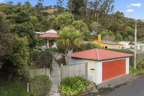 Photo of property in 2 Bacon Street, Broad Bay, Dunedin, 9014