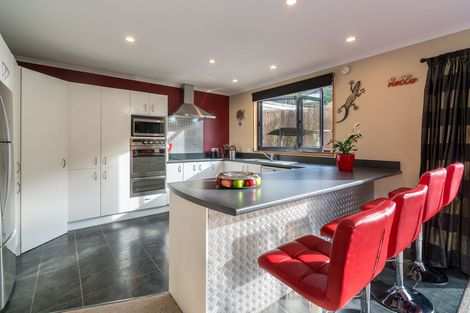 Photo of property in 5 Monowai Road, Ravensbourne, Dunedin, 9022