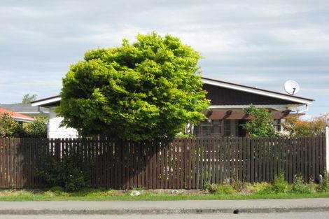 Photo of property in 77 Johns Road, Rangiora, 7400