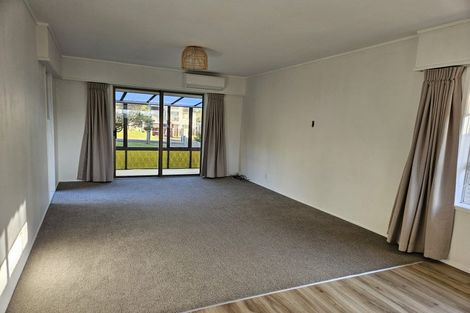 Photo of property in 1/33 Quebec Road, Milford, Auckland, 0620
