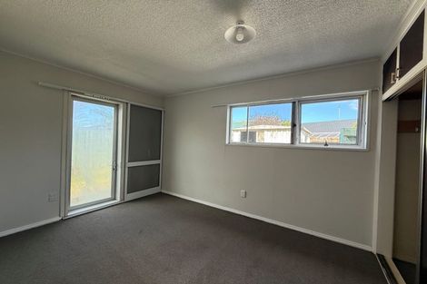 Photo of property in 2/46 Delaware Crescent, Russley, Christchurch, 8042