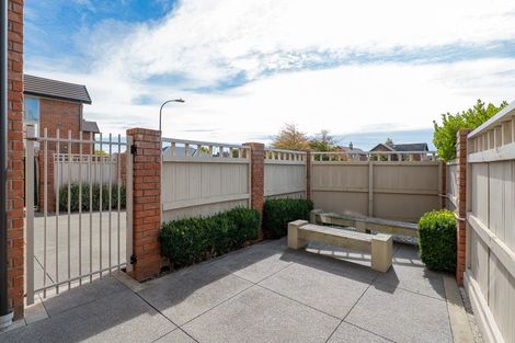 Photo of property in 18 Henley Green, Northwood, Christchurch, 8051