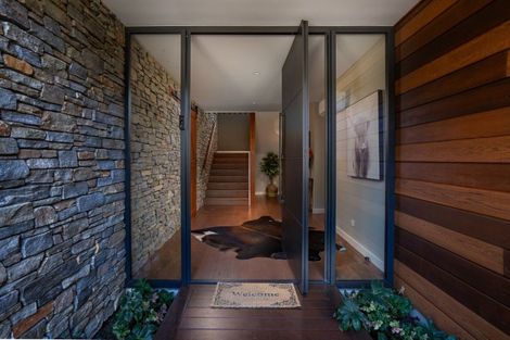 Photo of property in 336 Lake Terrace, Two Mile Bay, Taupo, 3330