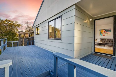 Photo of property in 12 Cameron Place, Ranui, Auckland, 0612