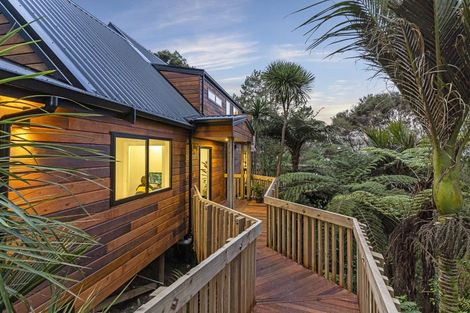 Photo of property in 36 Kereru Grove, Greenhithe, Auckland, 0632