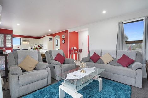 Photo of property in 6 Holborn Place, Papatoetoe, Auckland, 2025