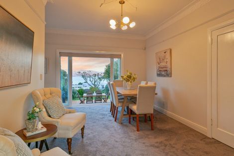 Photo of property in 79 Ranui Crescent, Khandallah, Wellington, 6035