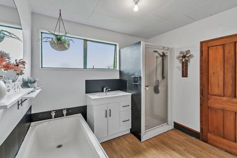 Photo of property in 19 Mclaughlins Road, Darfield, 7510