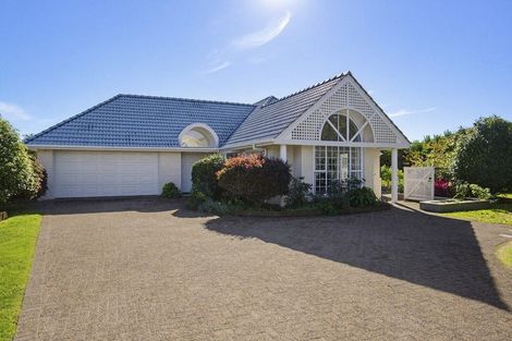 Photo of property in 1 Maple Lane, Waikanae, 5036