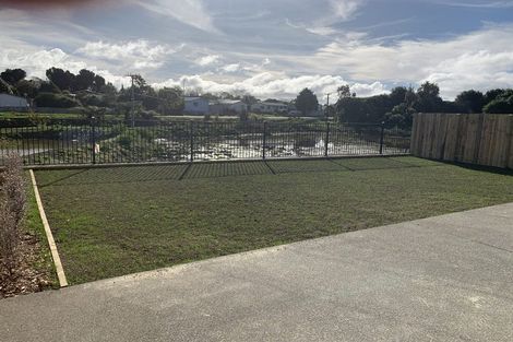 Photo of property in 34 Koru Loop, Paraparaumu, 5032