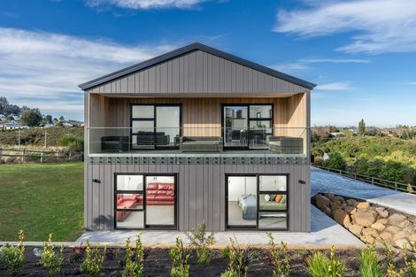 Photo of property in 22 Macleod Avenue, Halfway Bush, Dunedin, 9010