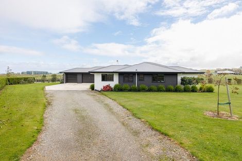 Photo of property in 18 Robbie Lane, Ashhurst, Palmerston North, 4470