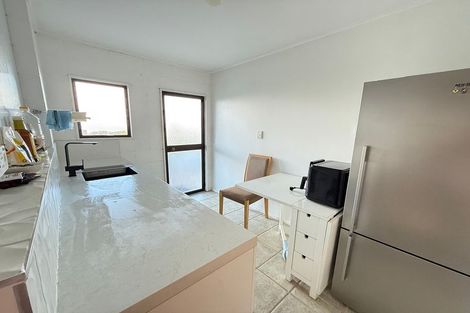 Photo of property in 1435 Whangaparaoa Road, Army Bay, Whangaparaoa, 0930